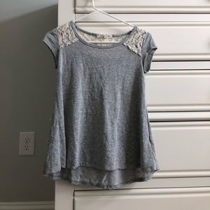 Grey flowy top!!